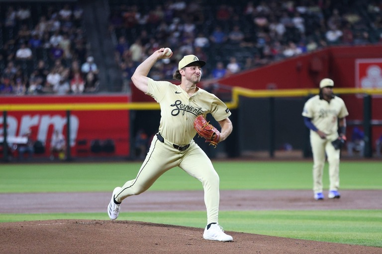 Arizona Diamondbacks pitcher Brandon Pfaadt (32) delivers a pitch on Aug. 27, 2024 at Chase Field in Phoenix.