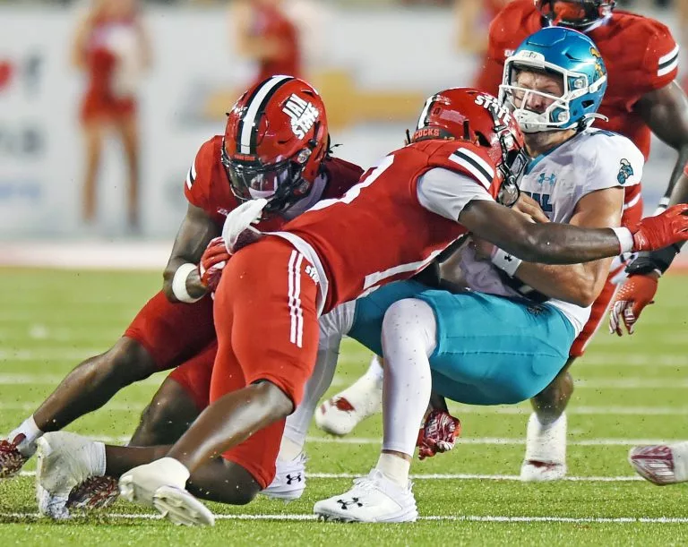 Ethan Vaskolooks to lead Liberty over James Madison