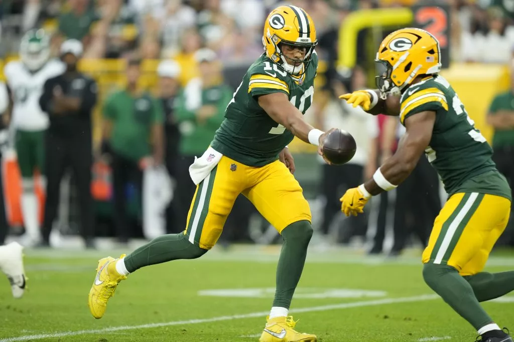 Jordan Love looks for a good showing against the Lions