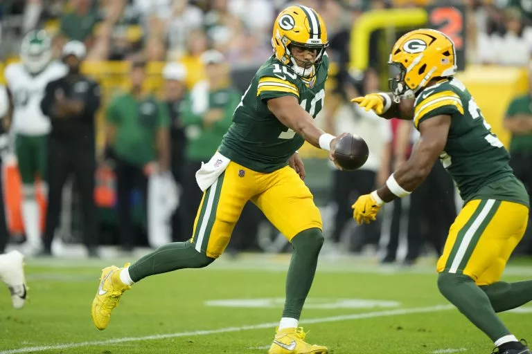 Jordan Love looks for a good showing against the Lions