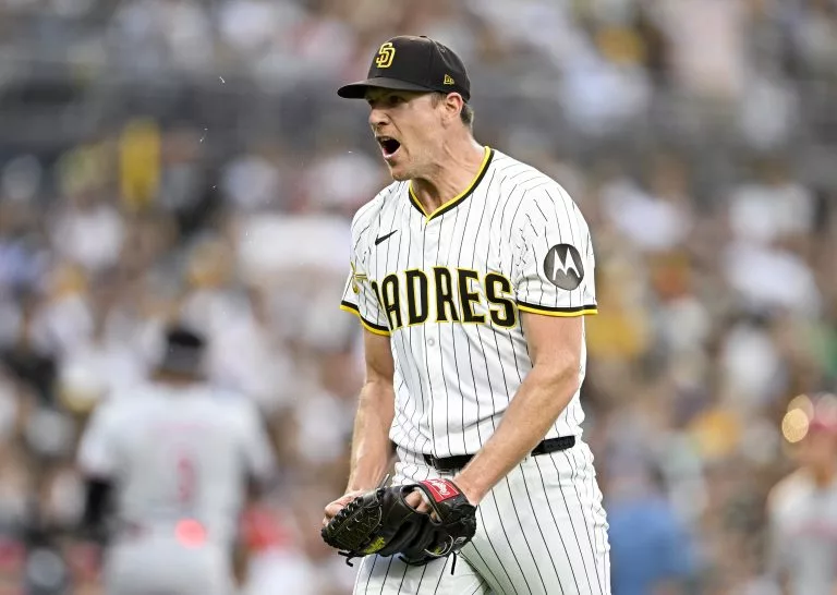 Nick Pivetta looks to lead the Padres over the Mets