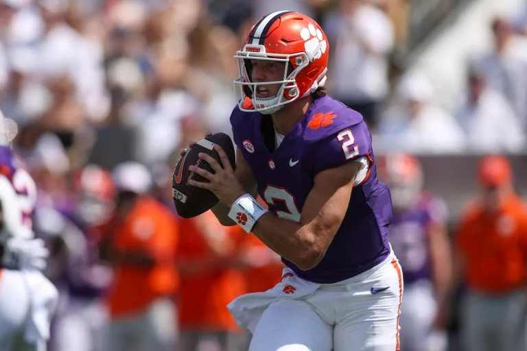 Cade Klubnik looks to lead the Tigers over the Orange