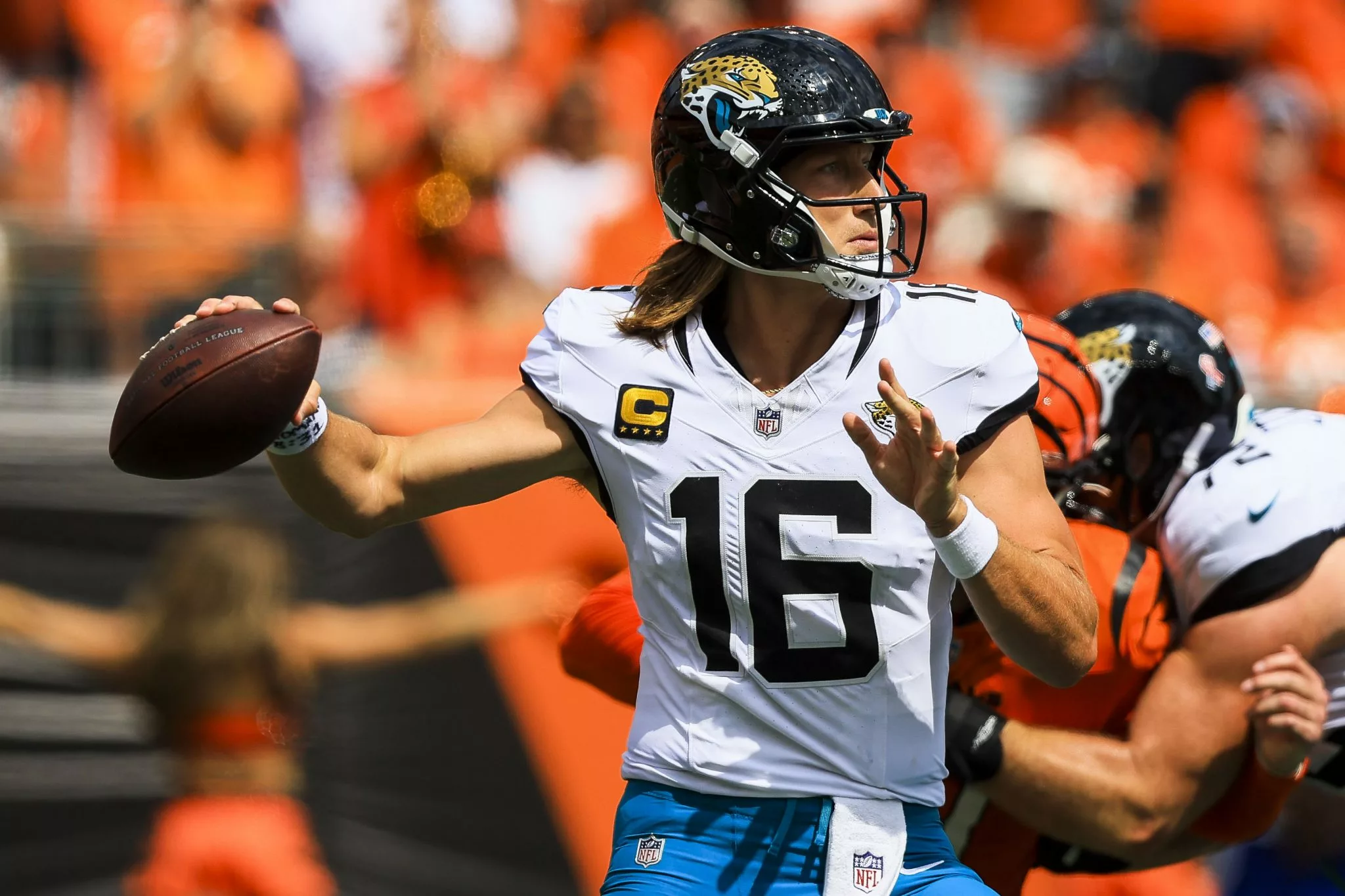 Trevor Lawrence looks to lead the Jags over the Texans