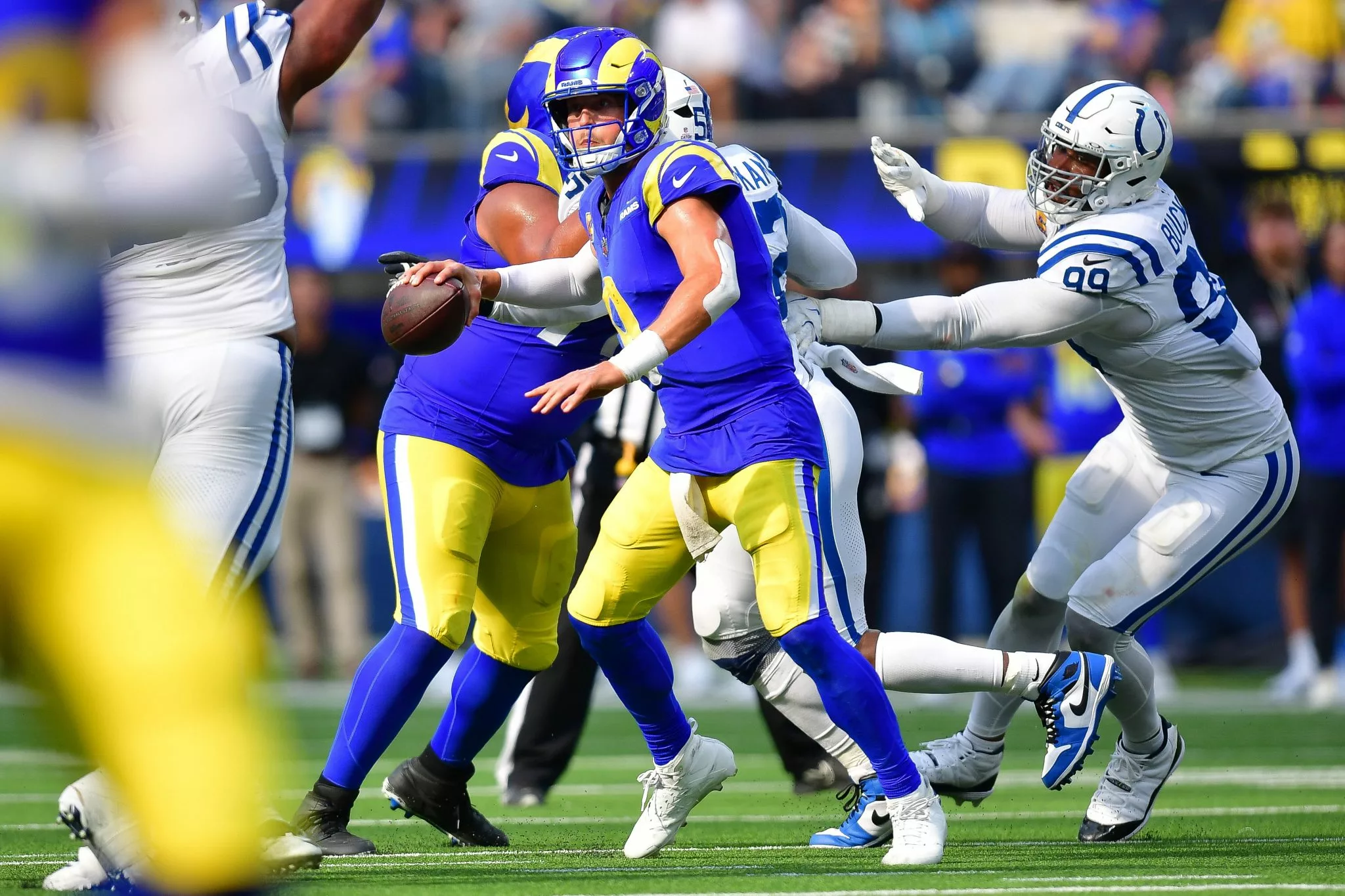 Matthew Stafford looks to lead the Rams over the 49ers