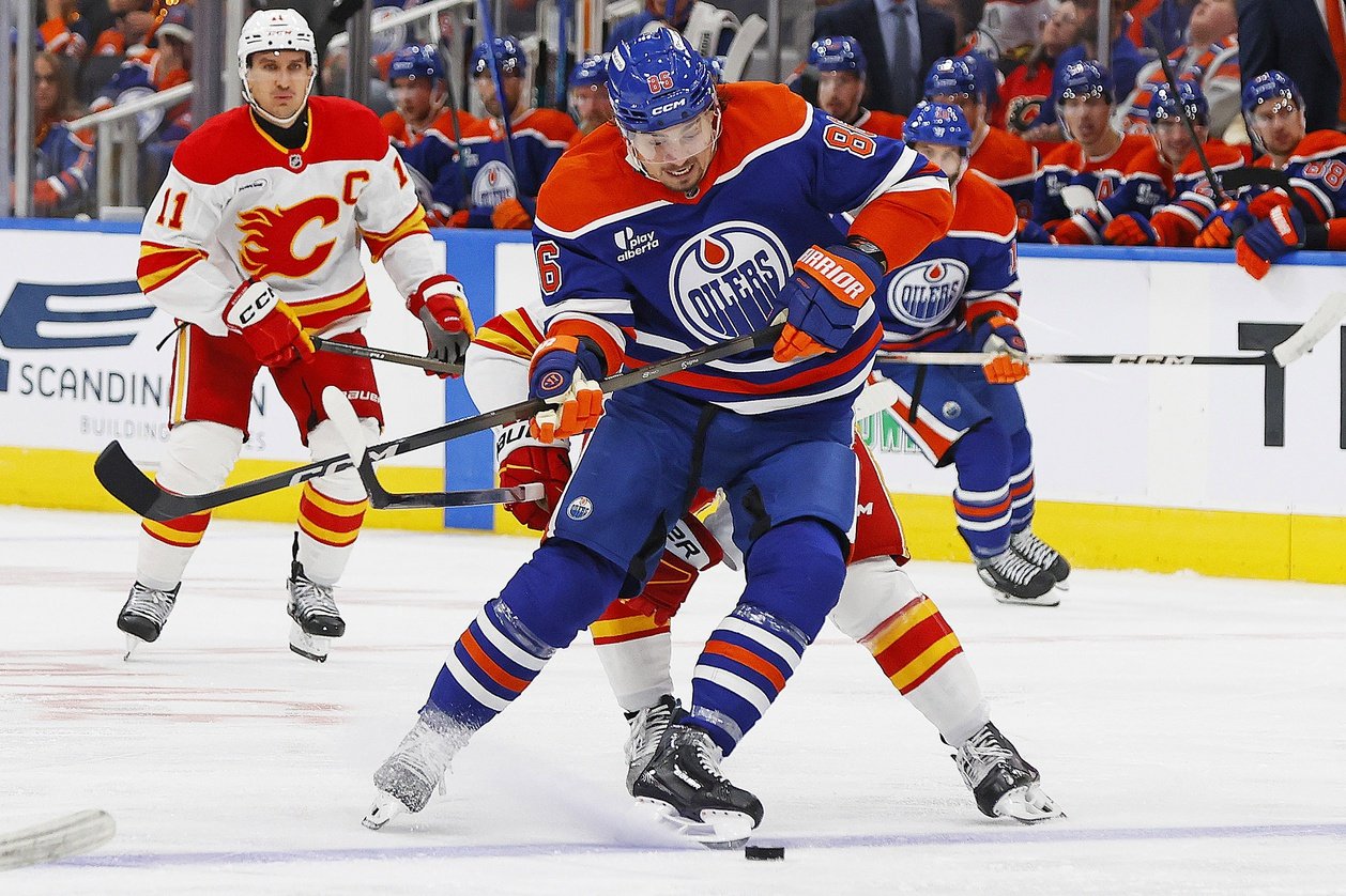 Anaheim Ducks vs Edmonton Oilers Picks, Prediction and Odds for Game 1