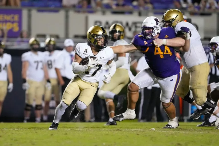 Charlotte 49ers vs Army Black Knights Picks and Prediction