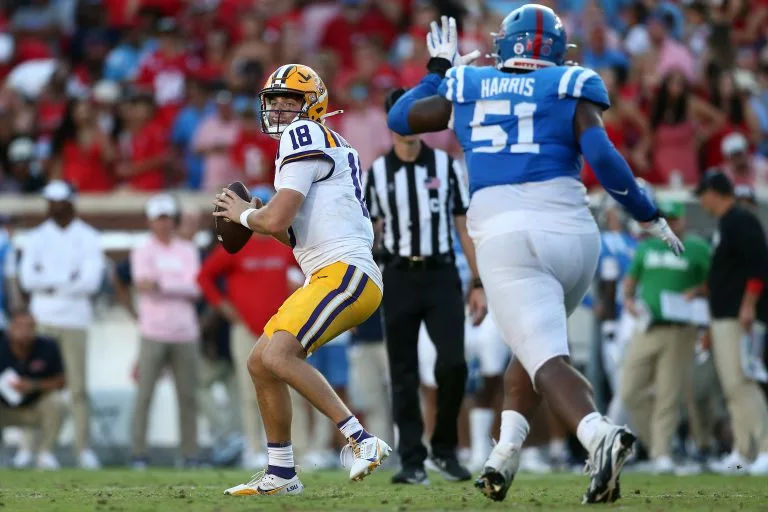 Garrett Nussmeier looks to lead LSU over South Carolina