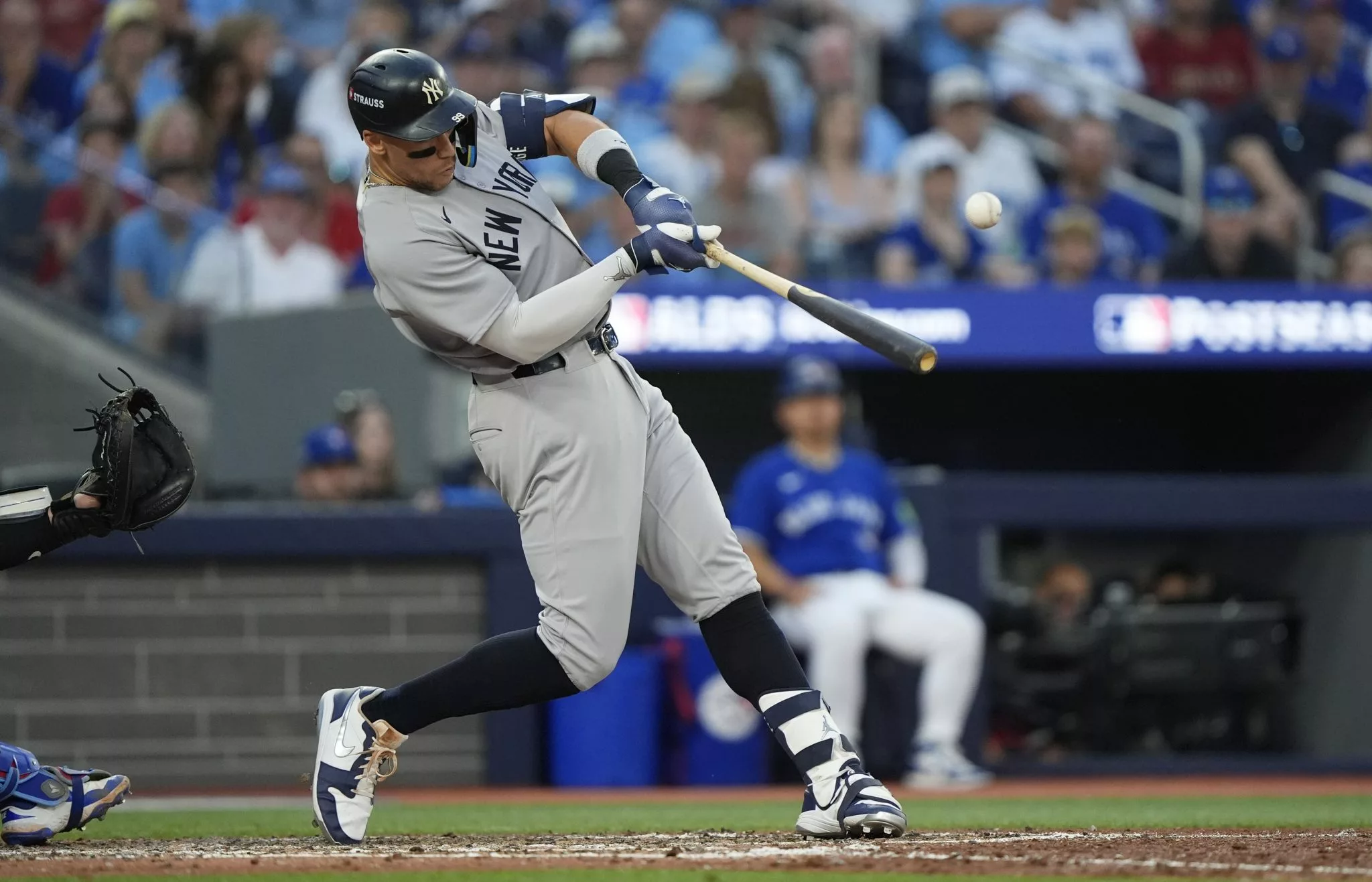 Blue Jays vs Yankees prediction