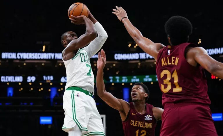 Jaylen Brown looks to lead the Celtics over the Sixers