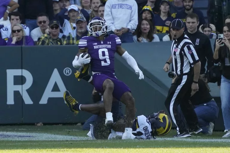 Minnesota at Northwestern CFB Prediction