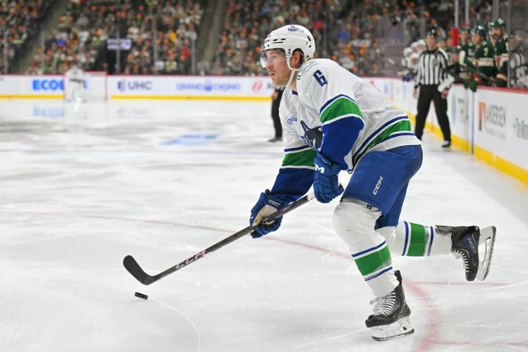 Chicago Blackhawks vs Vancouver Canucks prediction