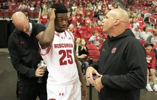 Northern Illinois Huskies vs. Wisconsin Badgers Prediction and Picks for Friday November 7, 2025