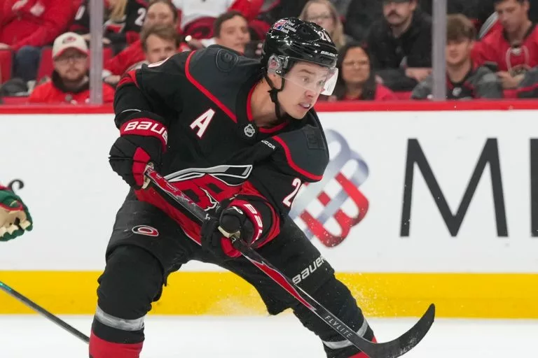 Canadiens vs Hurricanes prediction Game 2