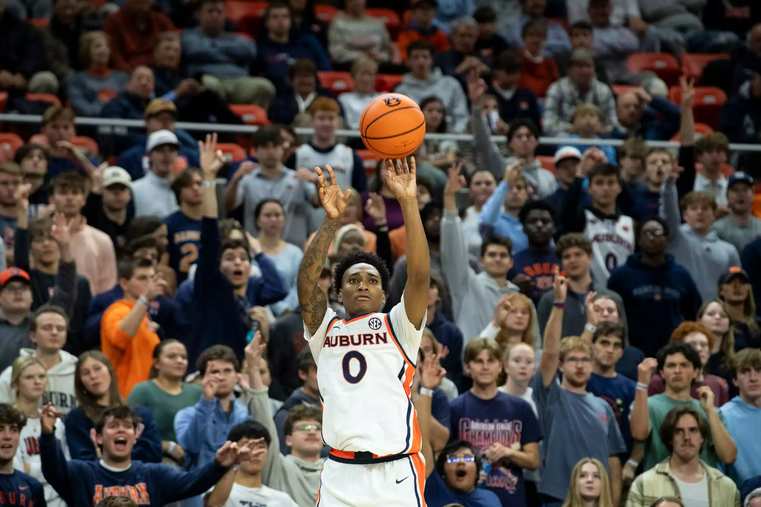 Houston Cougars vs. Auburn Tigers Picks and Prediction for Sunday, November 16, 2025