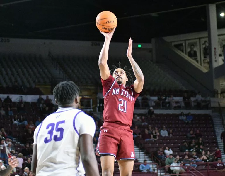 Jemel Jones looks to lead the Aggies over the Lobos
