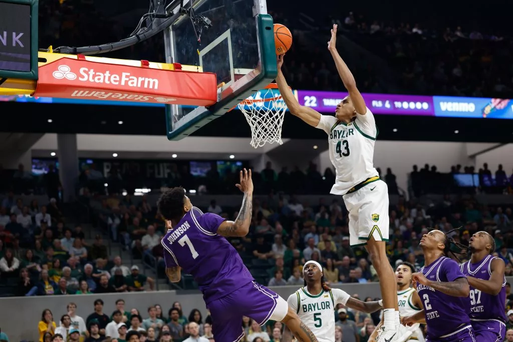 Cameron Carr looks to lead the Bears over the Bluejays