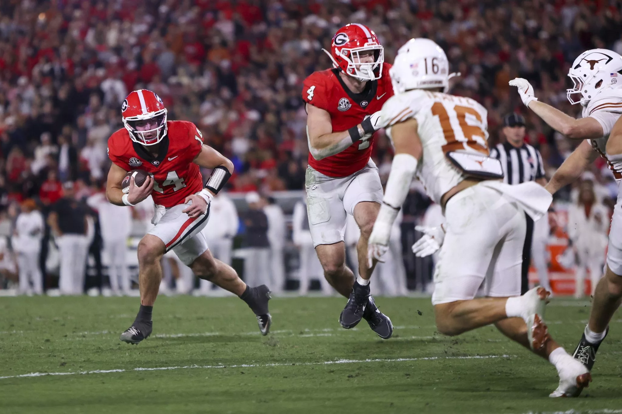Gunner Stockton looks to lead the Bulldogs over the Chanticleers