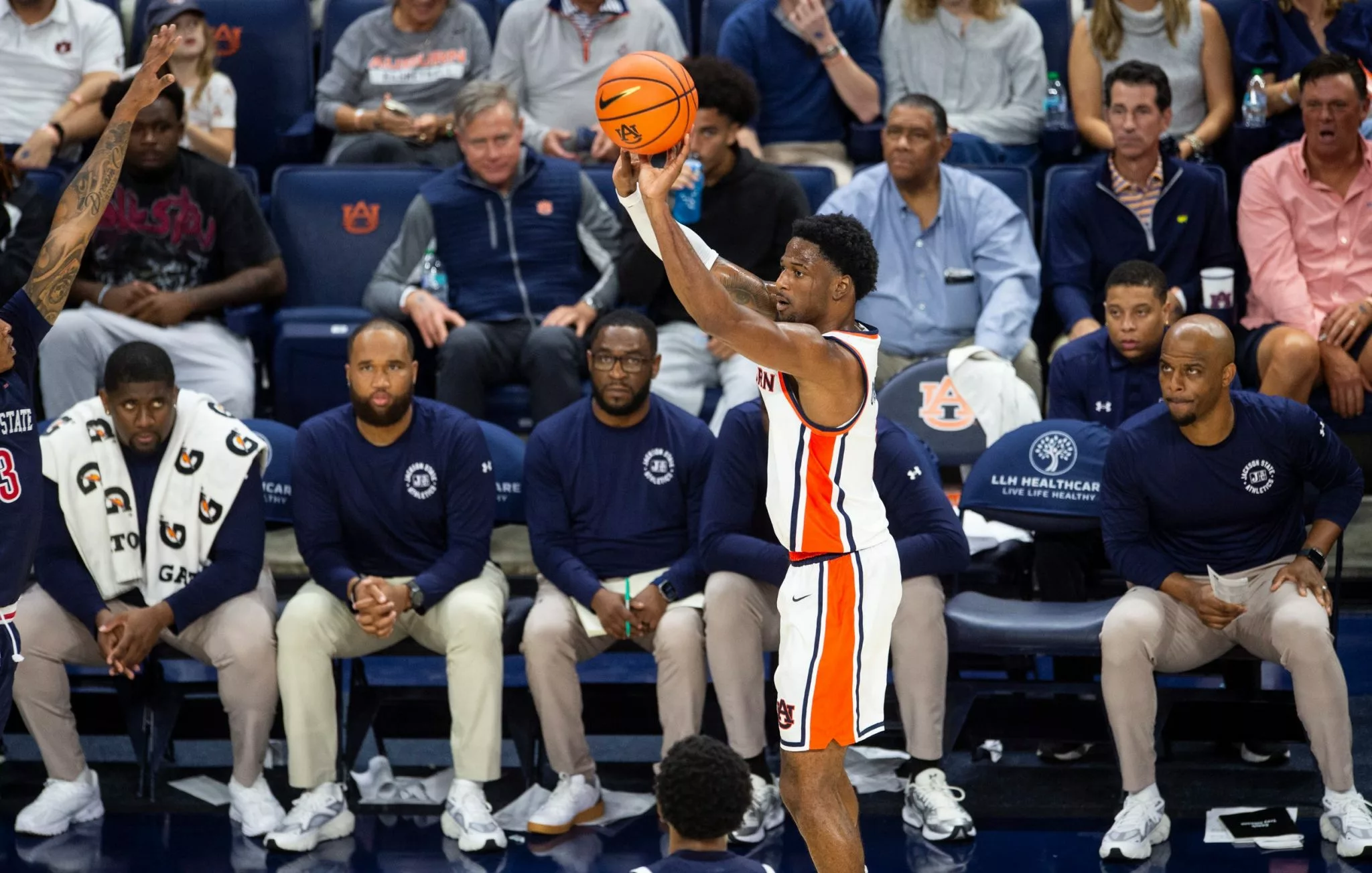Tahaad Pettiford looks to lead the Tiggers over the Wolfpack