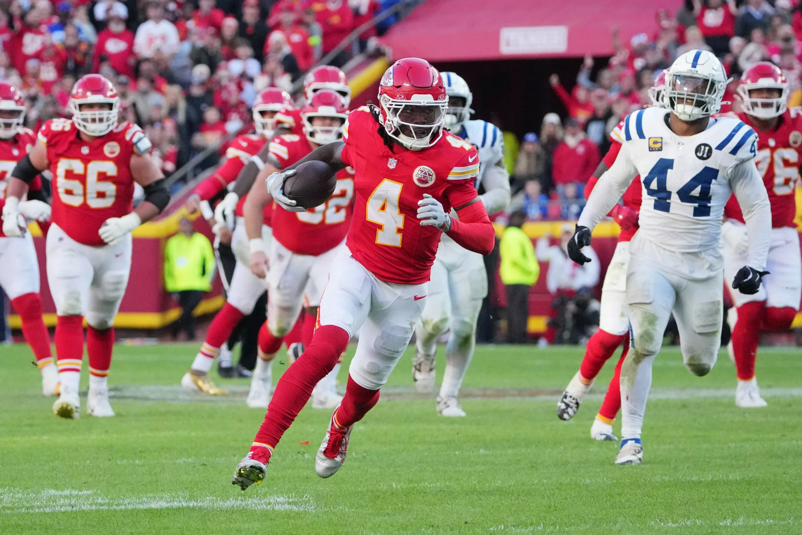 Los Angeles Chargers vs. Kansas City Chiefs Picks and Prediction for Sunday, December 14, 2025