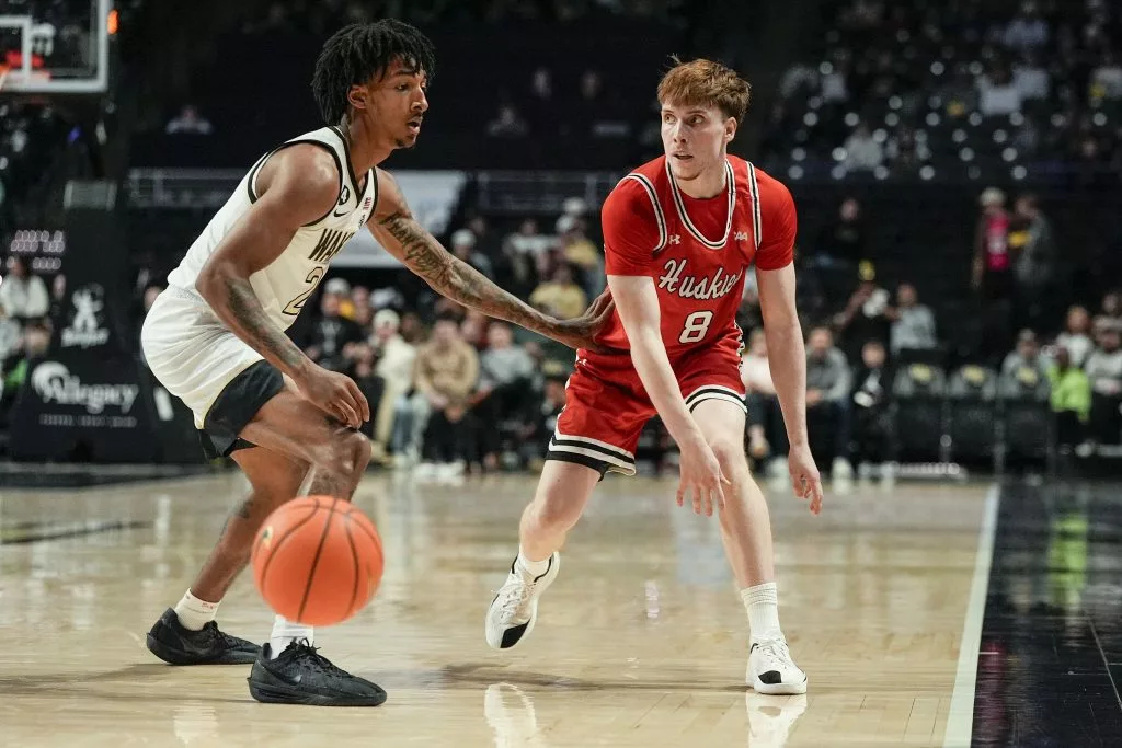 Juke Harris looks to lead the Demon Deacons over the Sooners