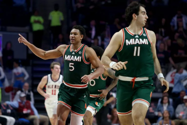 Louisville vs Miami prediction