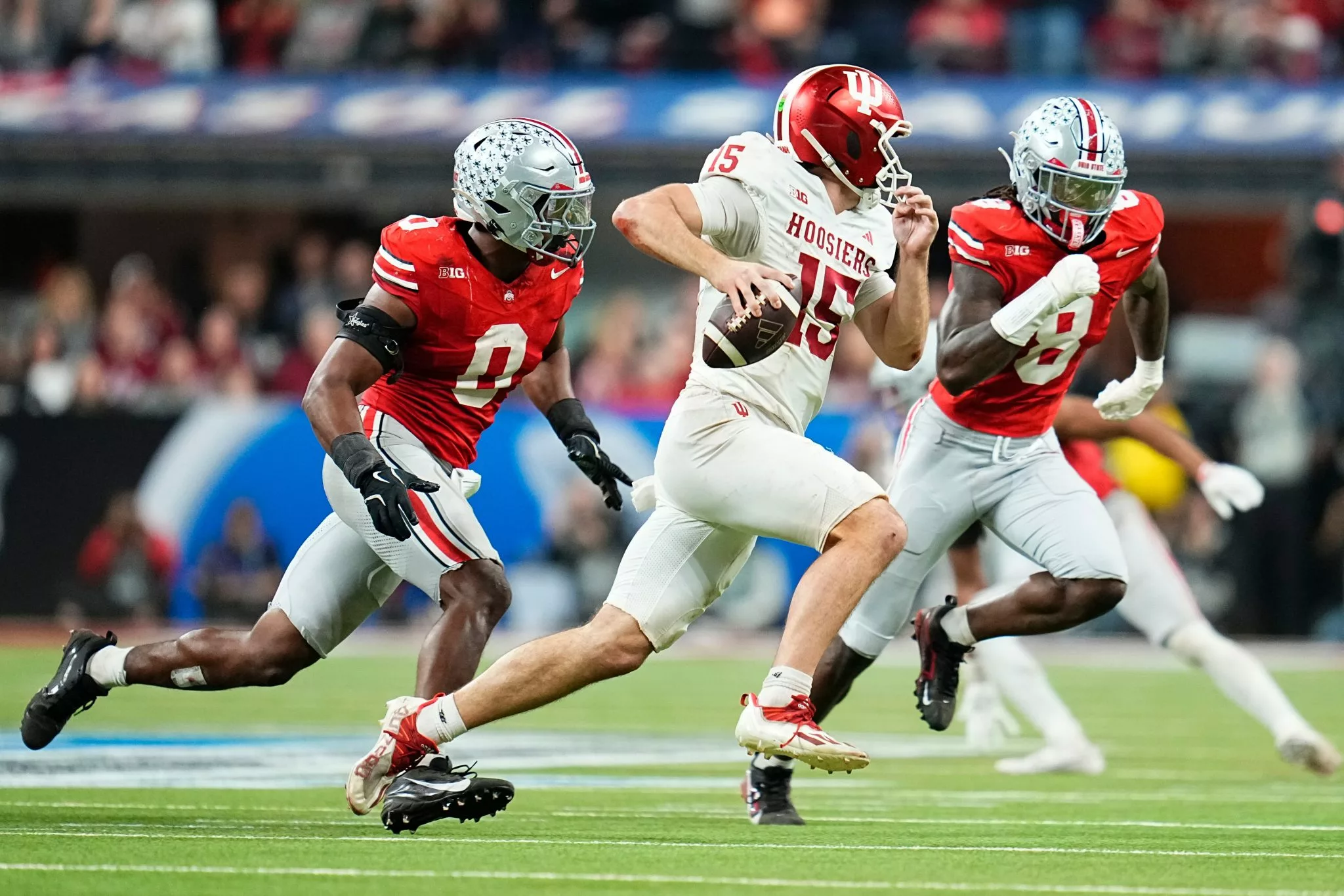 Fernando Mendoza looks to lead the Hoosiers over the Tide