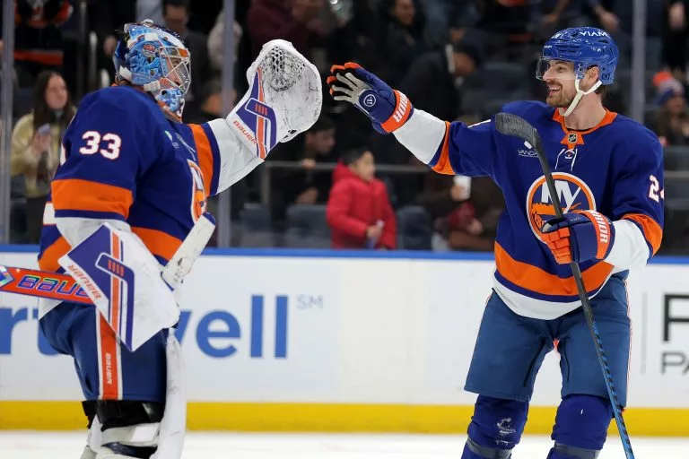 Tampa Bay Lightning at New York Islanders Picks and Prediction for Saturday, December 13, 2025