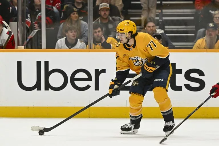 Toronto Maple Leafs at Nashville Predators Picks and Prediction for Saturday, December 20, 2025