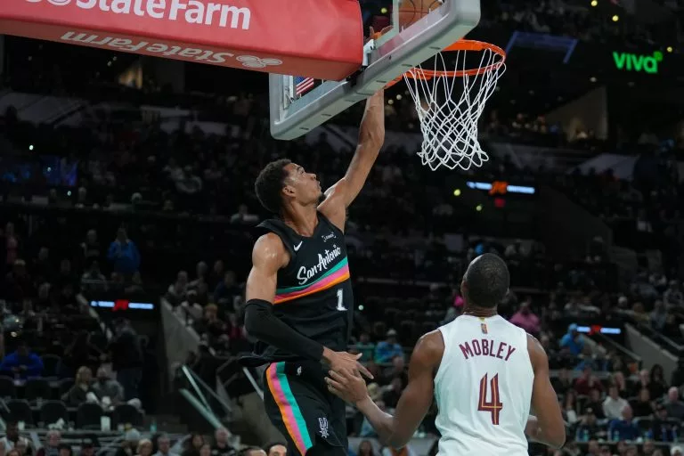 Spurs vs Timberwolves prediction Game 4