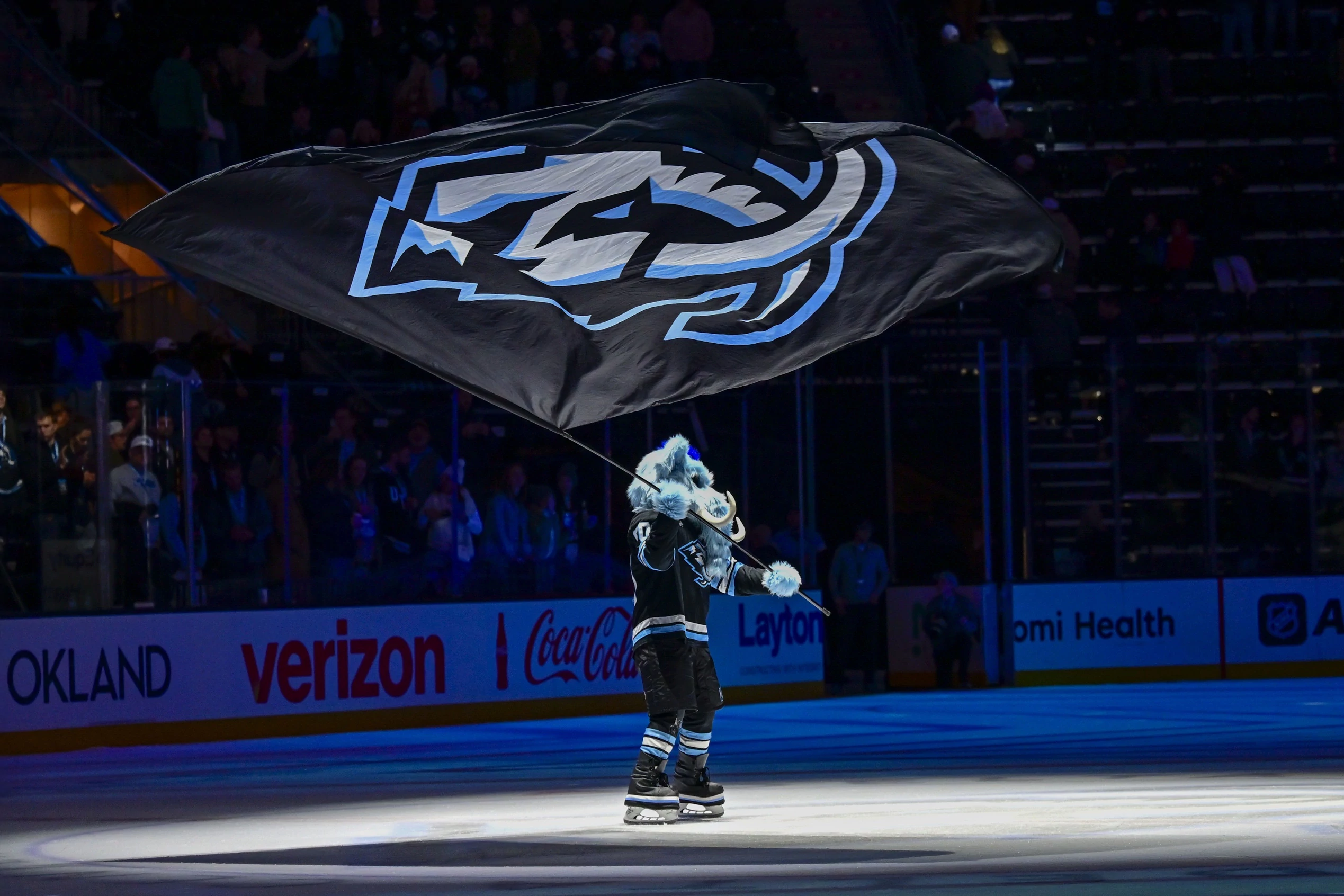 Vegas Golden Knights vs Utah Mammoth Picks, Prediction and Odds Game 4