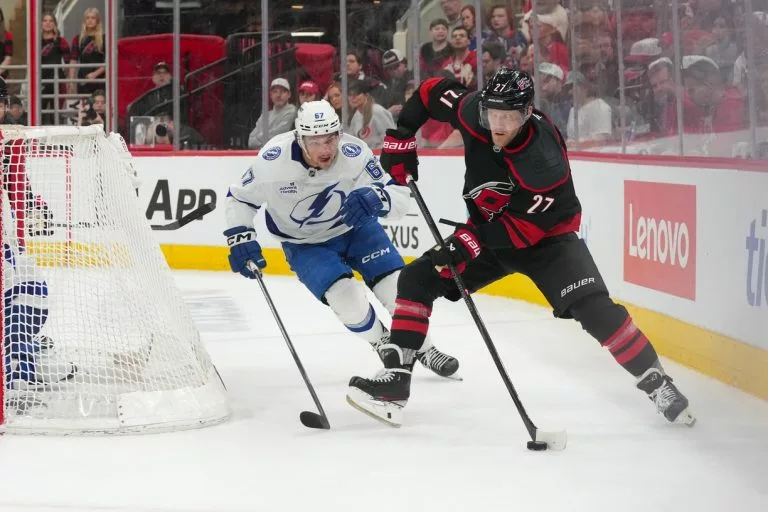 Detroit Red Wings vs Carolina Hurricanes prediction