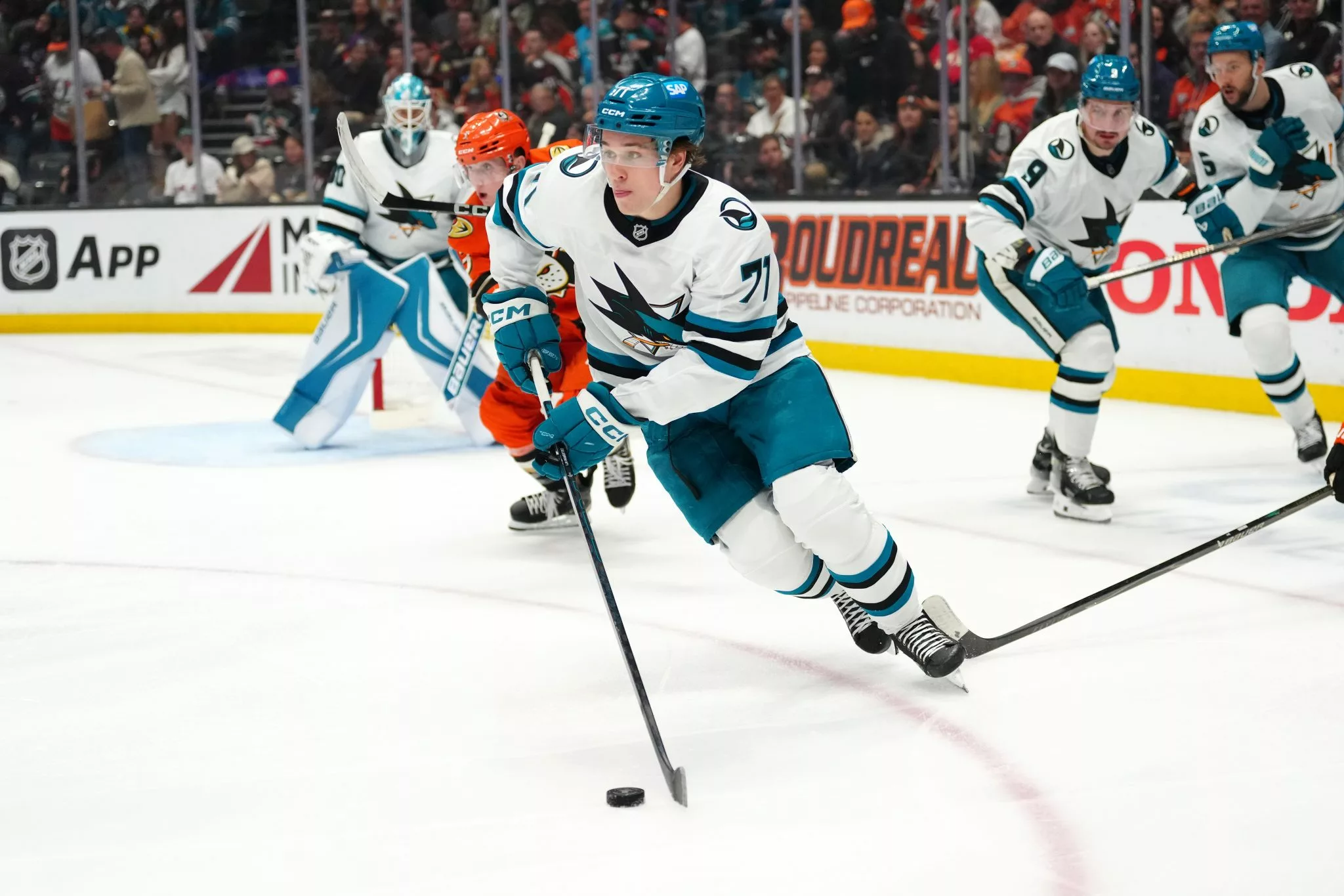 Vancouver Canucks vs San Jose Sharks prediction