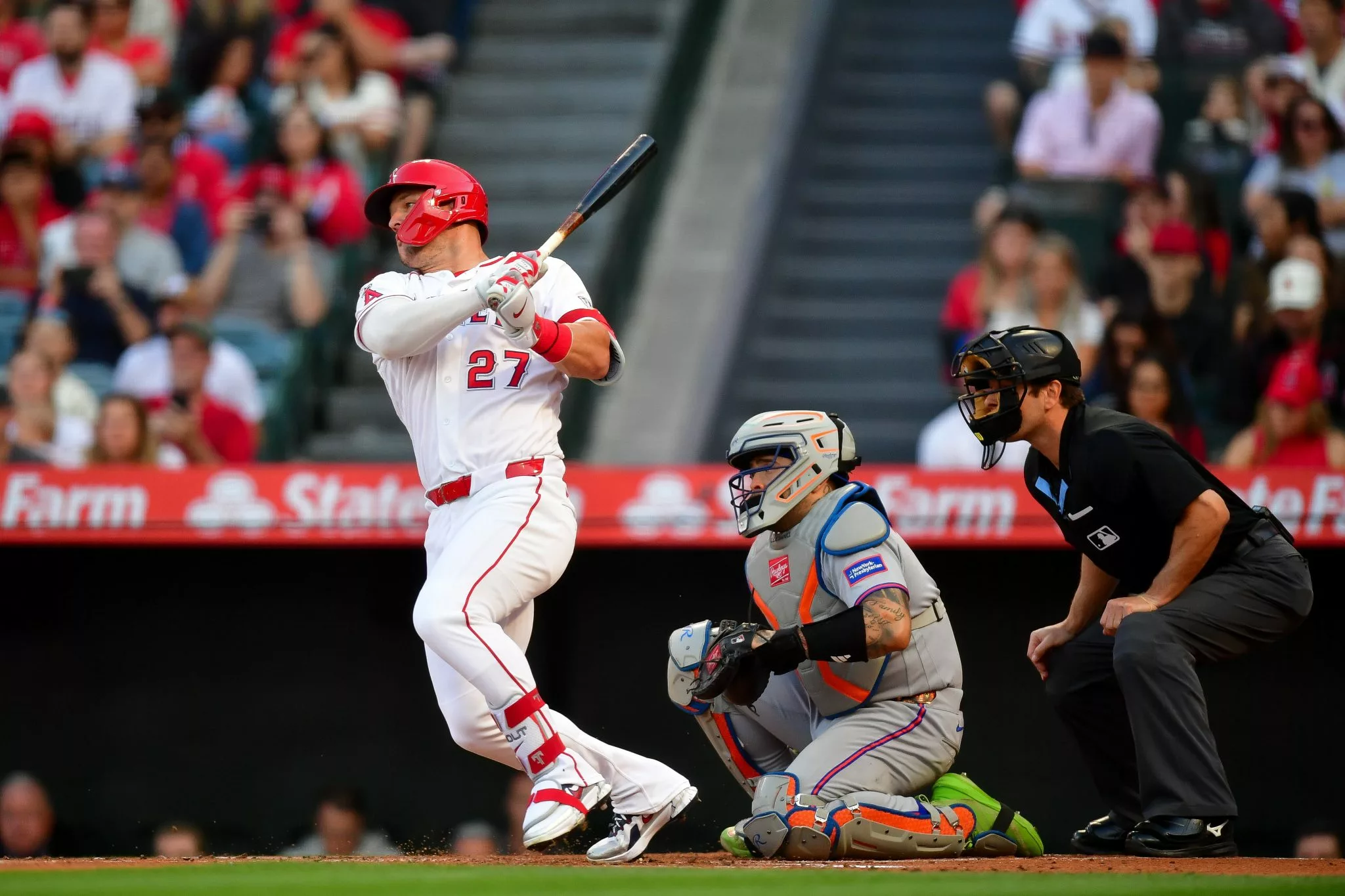Mike Trout looks to lead the Angels over the Mets