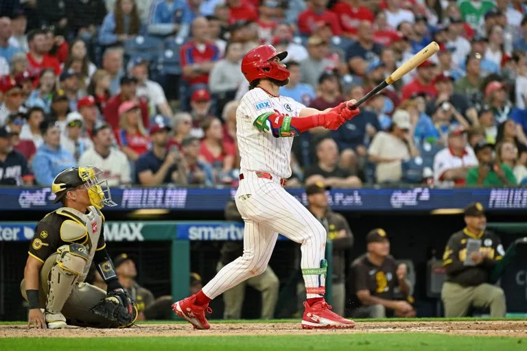 Bryce Harper looks to lead the Phillies over the White Sox