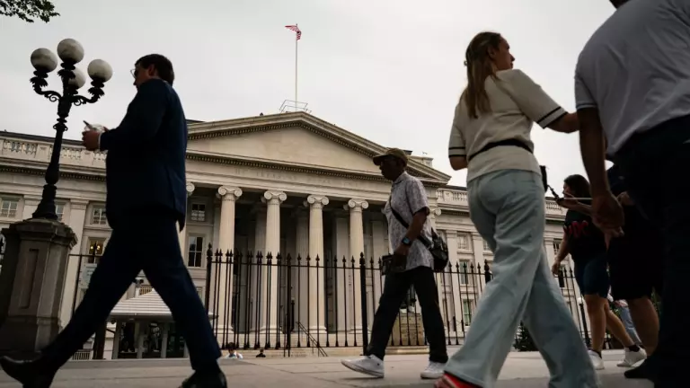 September Fed Hold Chances at 71% on Kalshi